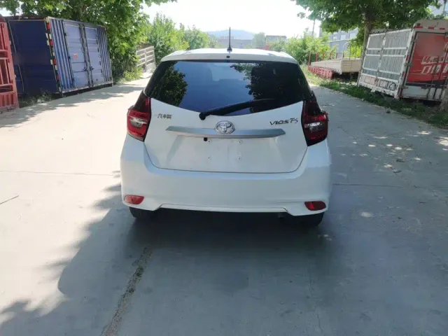 Toyota Vios FS — Фото автомобиля 10