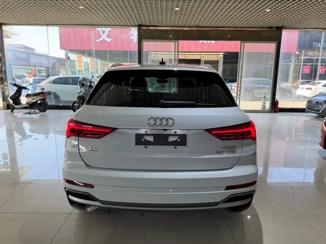 Audi Q3 — Фото автомобиля 5