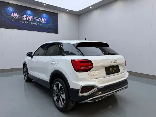 Audi Q2L — Фото автомобиля 4
