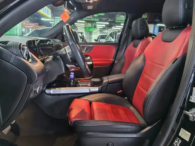 Mercedes-Benz GLB AMG — Фото автомобиля 6