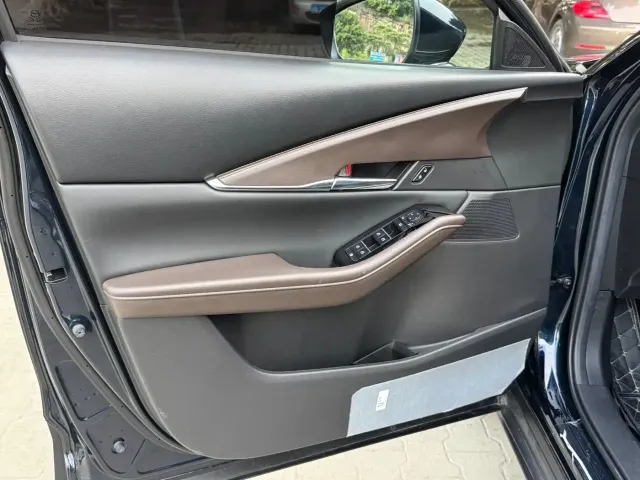 Mazda Mazda CX-30 2021 2.0L Auto Premium Joy Type — Фото автомобиля 12