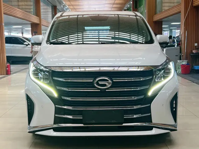 GAC Trumpchi M8 — Фото автомобиля 2