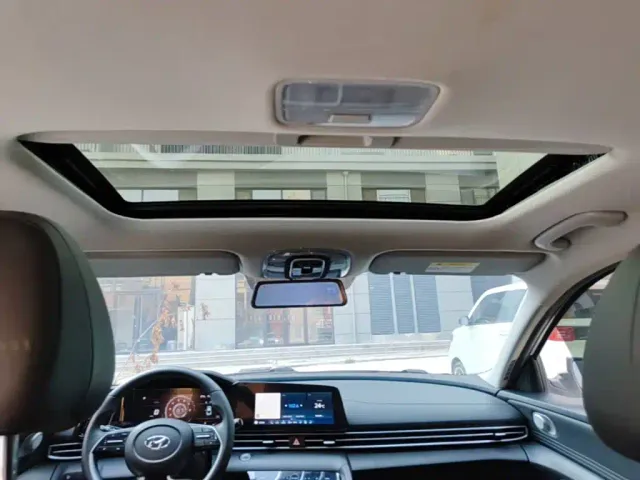 Hyundai Elantra — Фото автомобиля 17