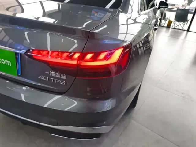 Audi A4L — Фото автомобиля 7
