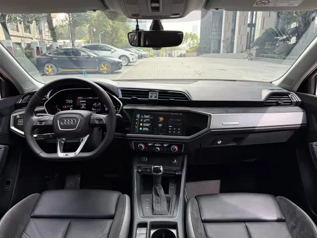 Audi Q3 Sportback — Фото автомобиля 6