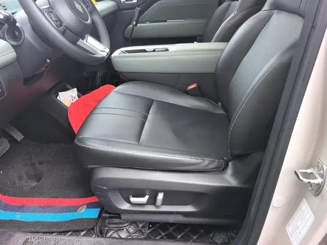 Baojun Yep Plus — Фото автомобиля 9
