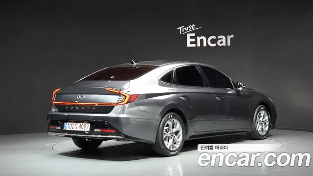 Hyundai Sonata — Фото автомобиля 2