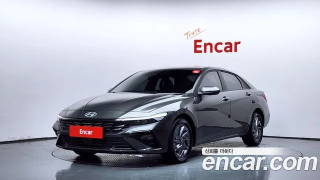 Фотография автомобиля — Hyundai Avante CN7