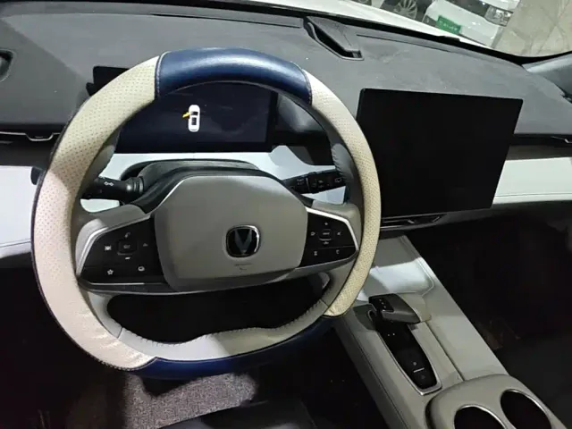 Changan UNI-Z — Фото автомобиля 11