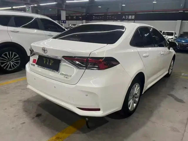 Toyota Corolla — Фото автомобиля 6
