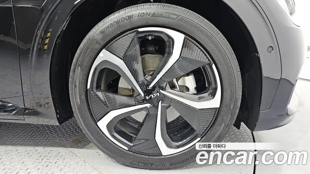 Kia EV6 — Фото автомобиля 6