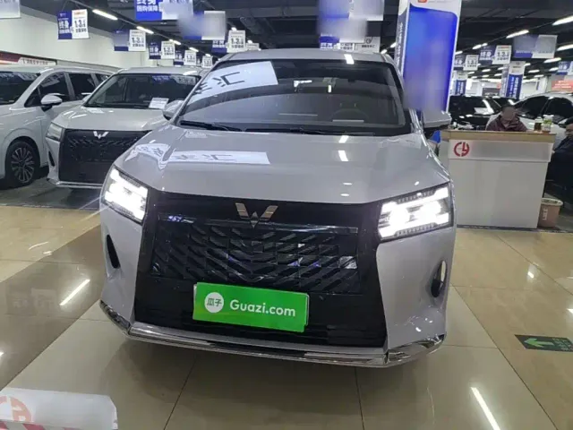 Wuling Starlight 730 — Фото автомобиля 2