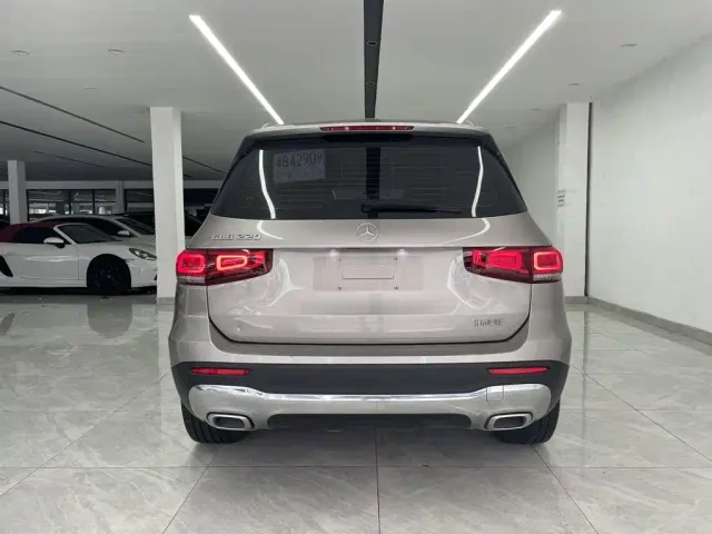 Mercedes-Benz GLB-Class — Фото автомобиля 9