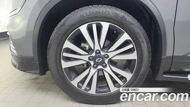 Renault-KoreaSamsung QM6 Новый QM6 2.0 GDe Première 2WD — Фото автомобиля 5