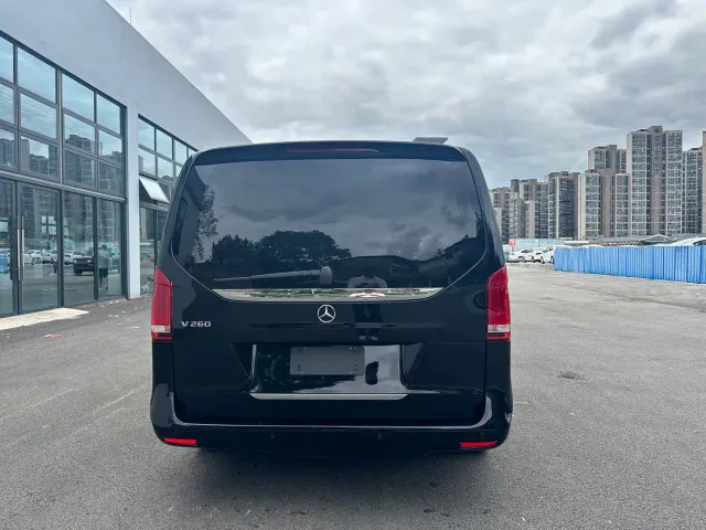 Mercedes-Benz V-Class — Фото автомобиля 6