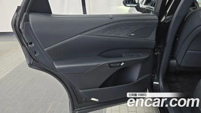 Lexus RX RX450h+ 5th Gen — Фото автомобиля 14
