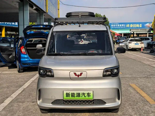 Wuling Zhiguang NEV — Фото автомобиля 2