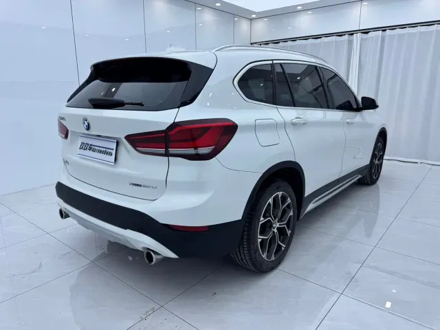 BMW X1 — Фото автомобиля 4
