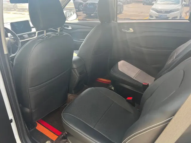Wuling Hongguang S3 — Фото автомобиля 13