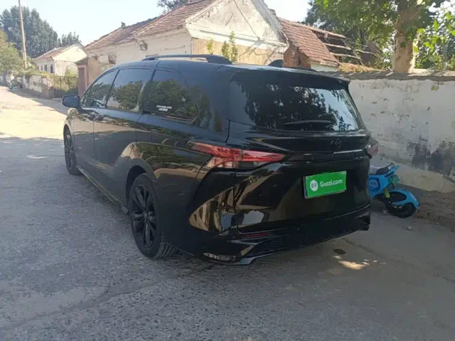 Toyota Granvia — Фото автомобиля 4