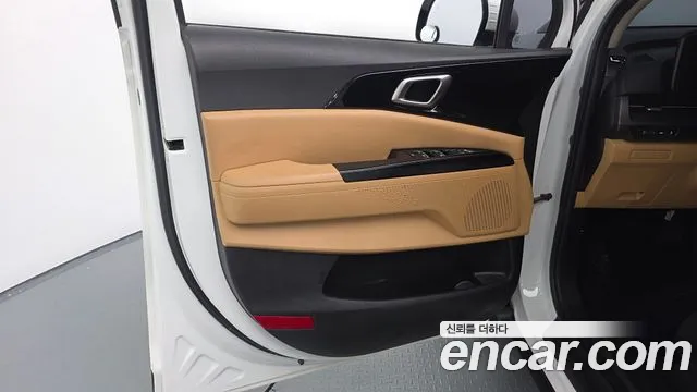 Kia Canival Carnival 4 поколение Бензин 9 мест Prestige — Фото автомобиля 24