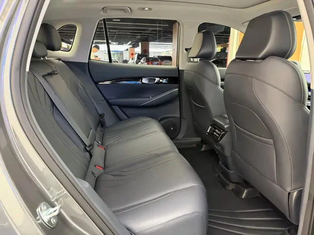 Geely Galaxy E5 — Фото автомобиля 10