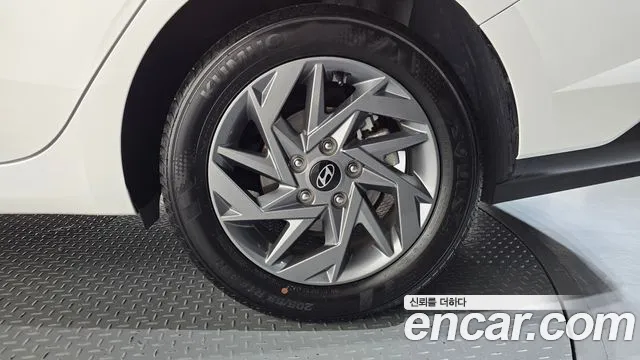 Hyundai Avante CN7 — Фото автомобиля 6