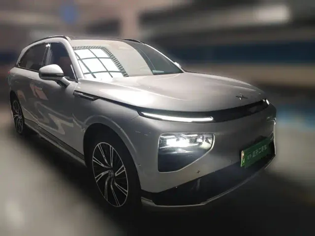 Xpeng G9 — Фото автомобиля 3