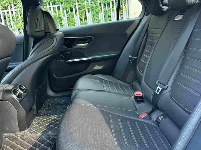 Mercedes-Benz C-Class — Фото автомобиля 10