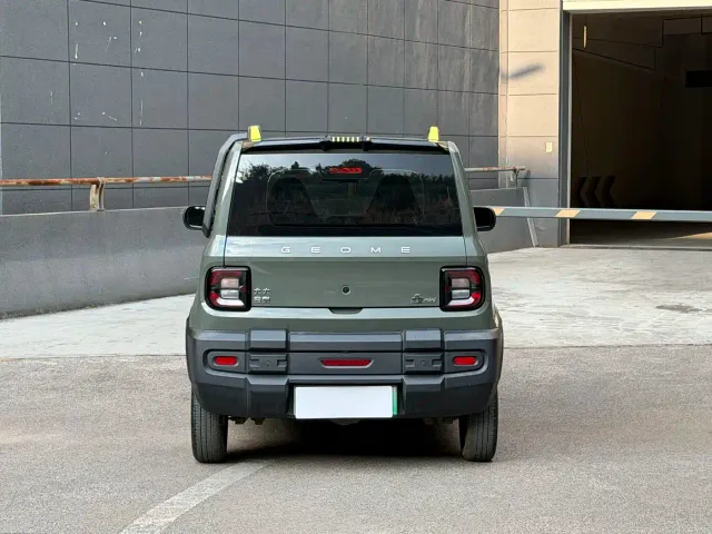 Geely Panda — Фото автомобиля 8