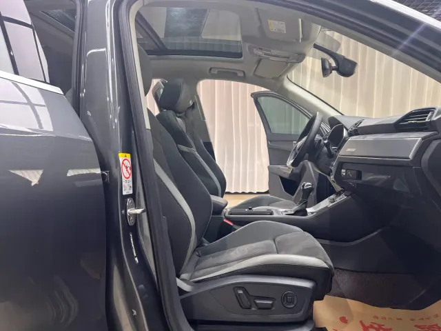 Audi Q3 — Фото автомобиля 12