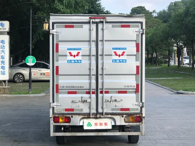 Wuling Electric Truck — Фото автомобиля 7
