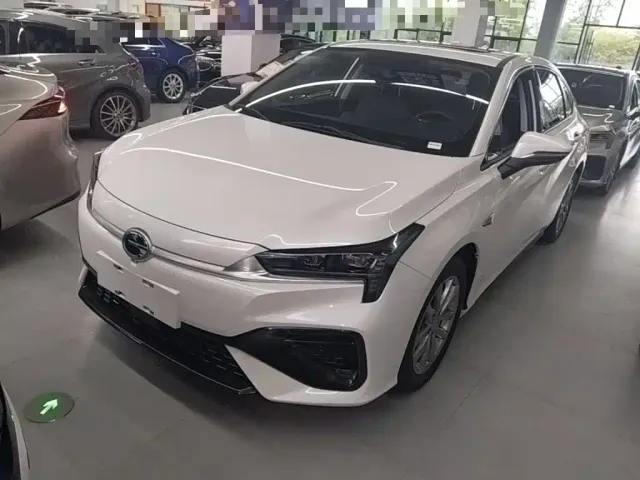 Фотография автомобиля — GAC Aion S