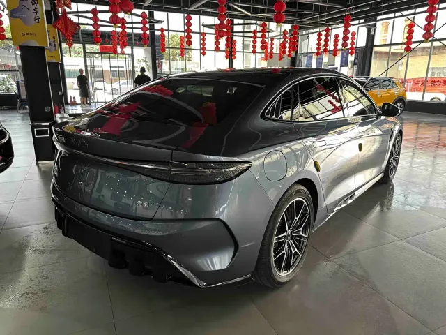 BYD Seal — Фото автомобиля 7