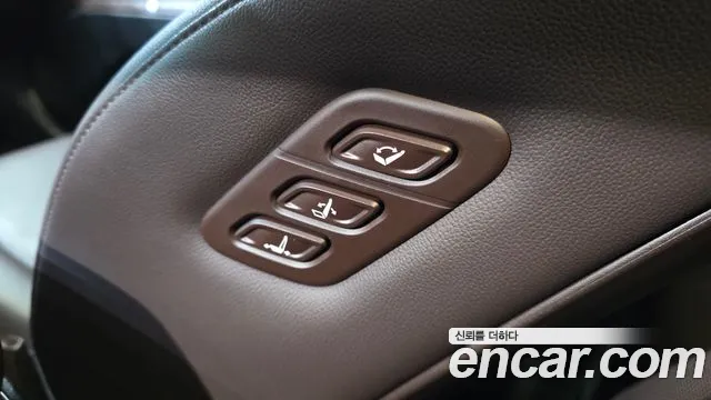 Hyundai Grandeur GN7 — Фото автомобиля 24