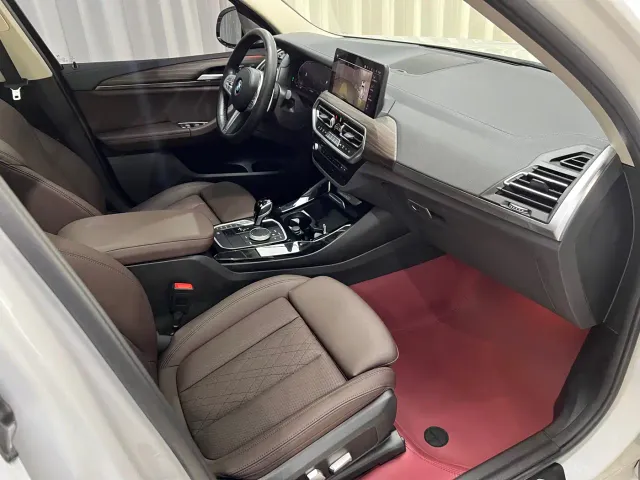 BMW X3 — Фото автомобиля 9