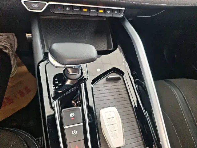 Geely Xingrui — Фото автомобиля 9