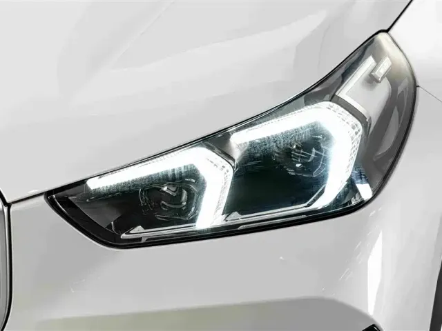 BMW X1 — Фото автомобиля 4