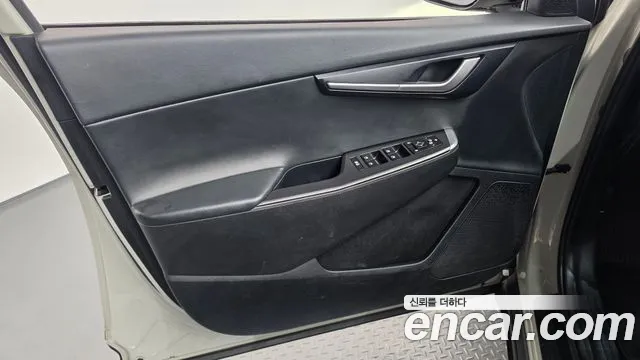 Kia EV6 — Фото автомобиля 13