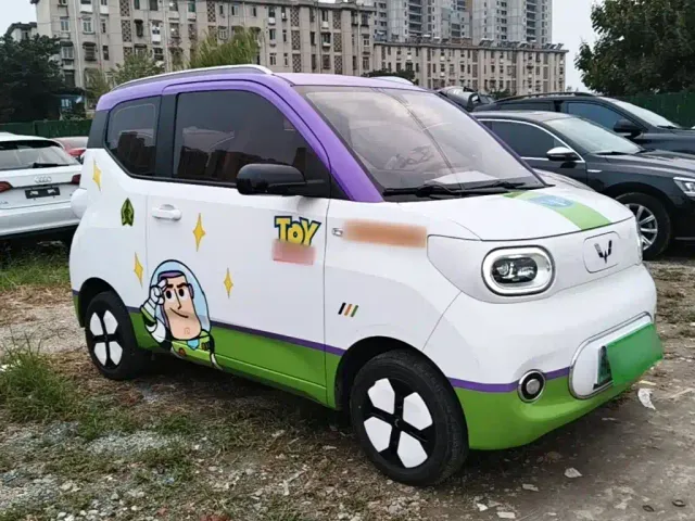 Wuling Hongguang Mini EV — Фото автомобиля 3