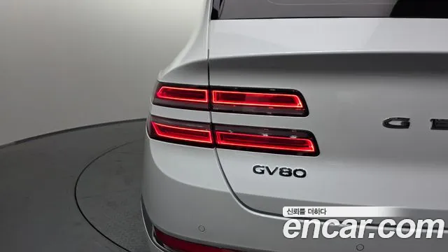 Genesis GV80 — Фото автомобиля 8