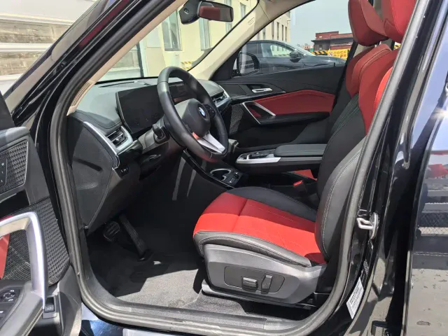 BMW X1 — Фото автомобиля 4