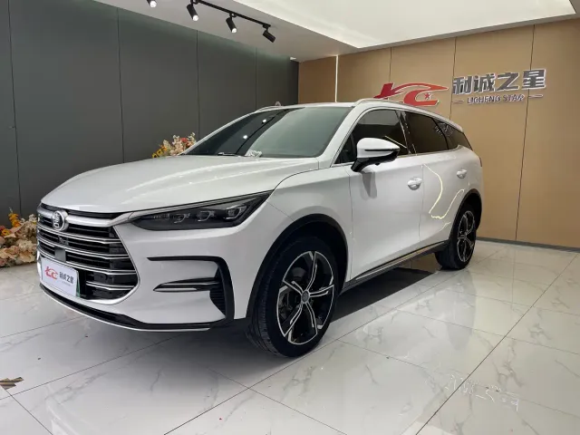 Фотография автомобиля — BYD Tang