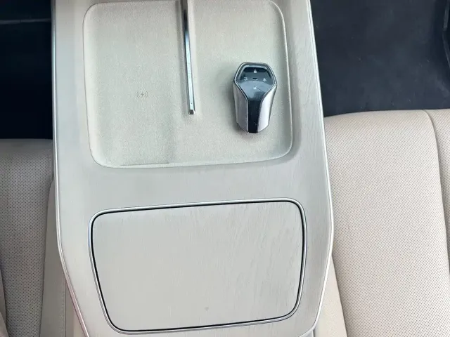 GAC Hyptec HT — Фото автомобиля 25