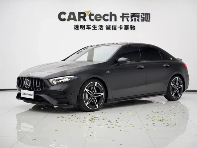 Фотография автомобиля — Mercedes-Benz A-Class AMG