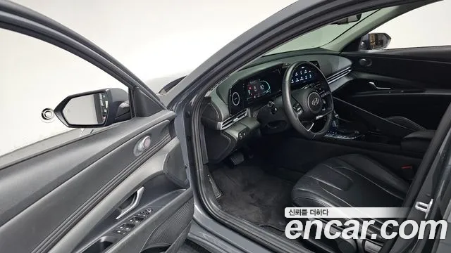 Hyundai AVANTE Новый Avante (CN7) — Фото автомобиля 10