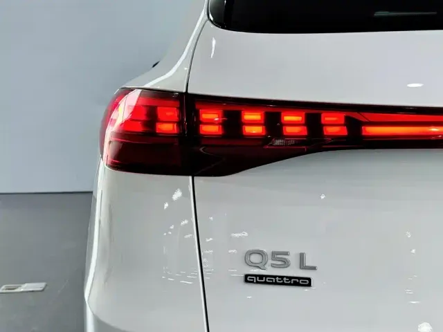 Audi Q5L — Фото автомобиля 8