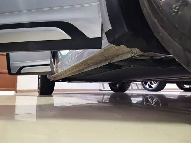 Geely Galaxy Starship 7 EM-i — Фото автомобиля 20