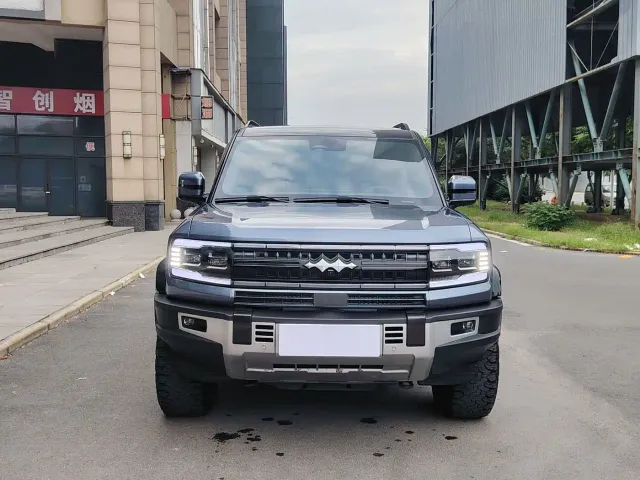 BYD FangChengBao Leopard 5 — Фото автомобиля 6