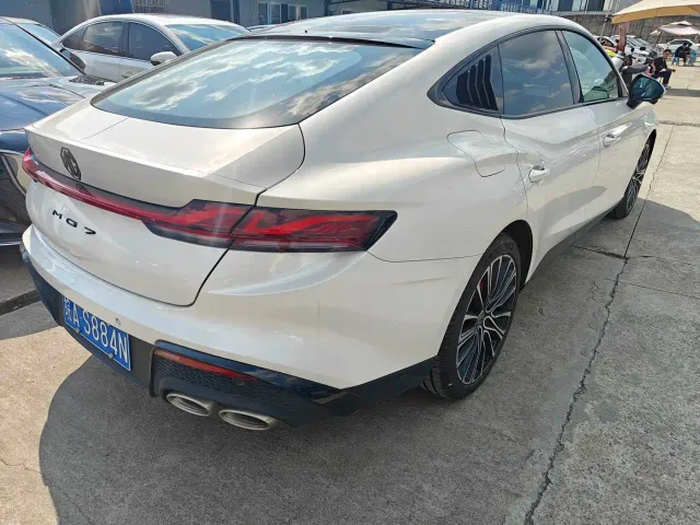 MG 7 — Фото автомобиля 16